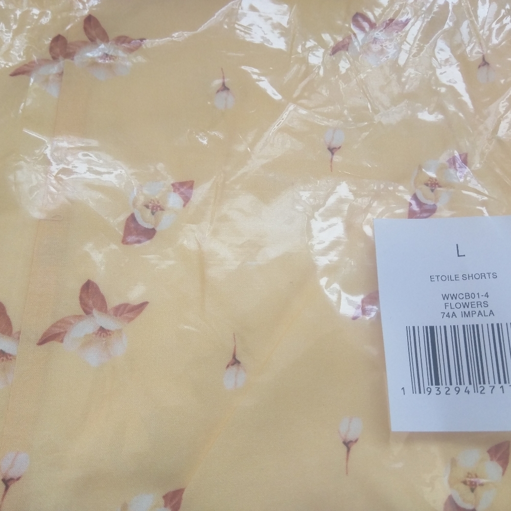 WeWoreWhat We Wore What Etoile Shorts High Waist Flowers Impala Yellow White L - Picture 11 of 16